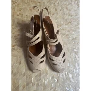 Remix Vintage Anita Size 9